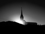 temple-black-and-white-769946-wallpaper